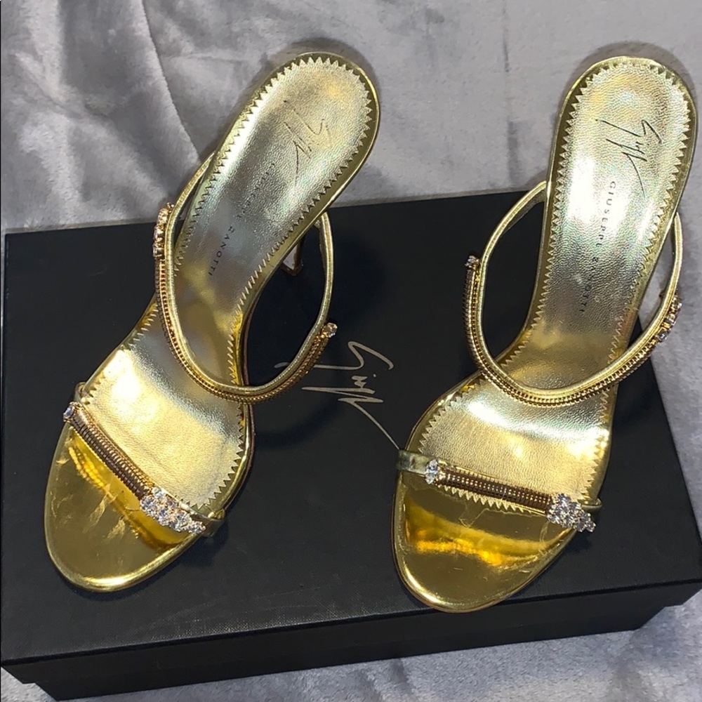 GIUSEPPE HEELS